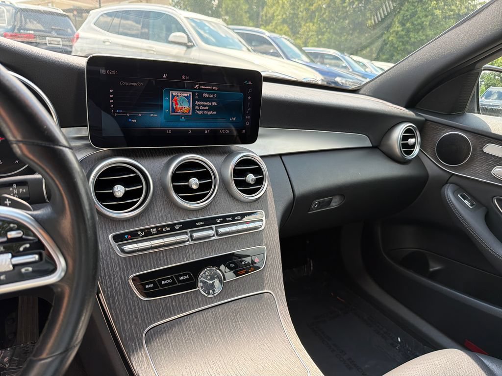 Used 2019 Mercedes-Benz C 300 Sedan w/ Premium Package image 29