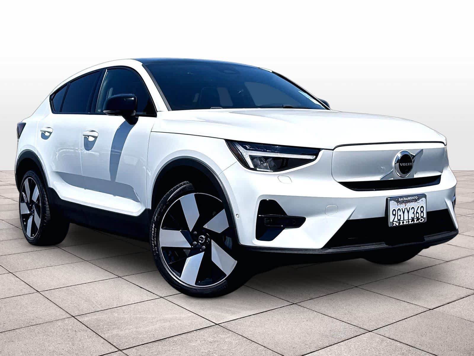 Used 2023 Volvo C40 P8 Recharge Ultimate AWD/4WD image 2