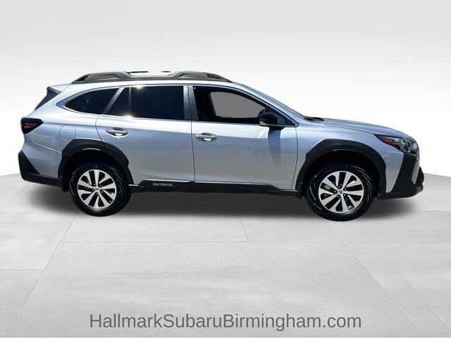 Used 2025 Subaru Outback Premium w/ Popular Package #1A image 2