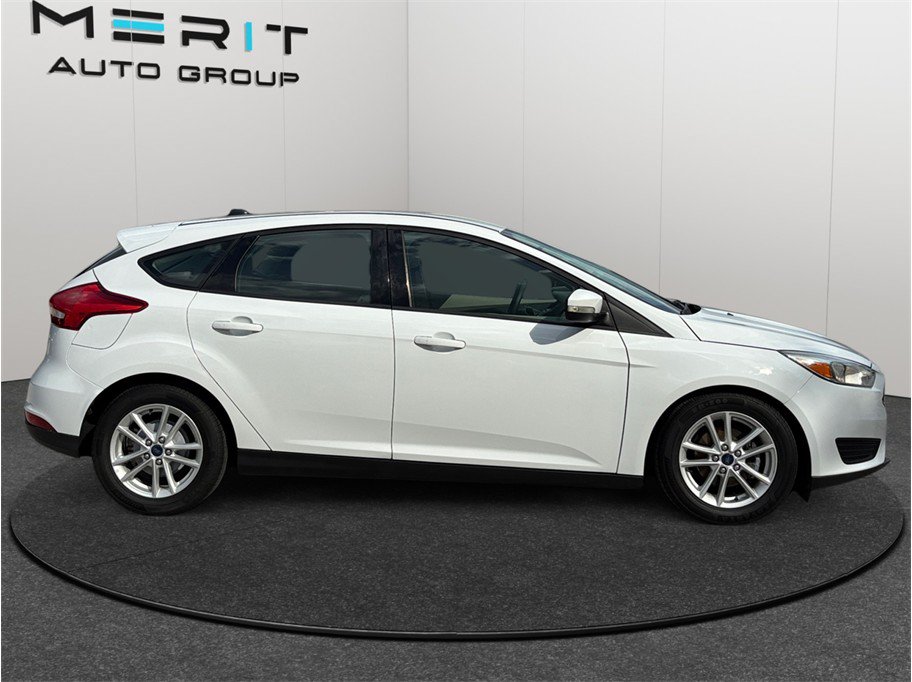 Used 2015 Ford Focus SE FWD image 10