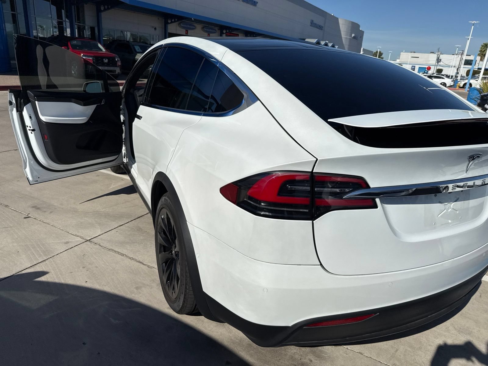 Used 2020 Tesla Model X Performance AWD/4WD image 8