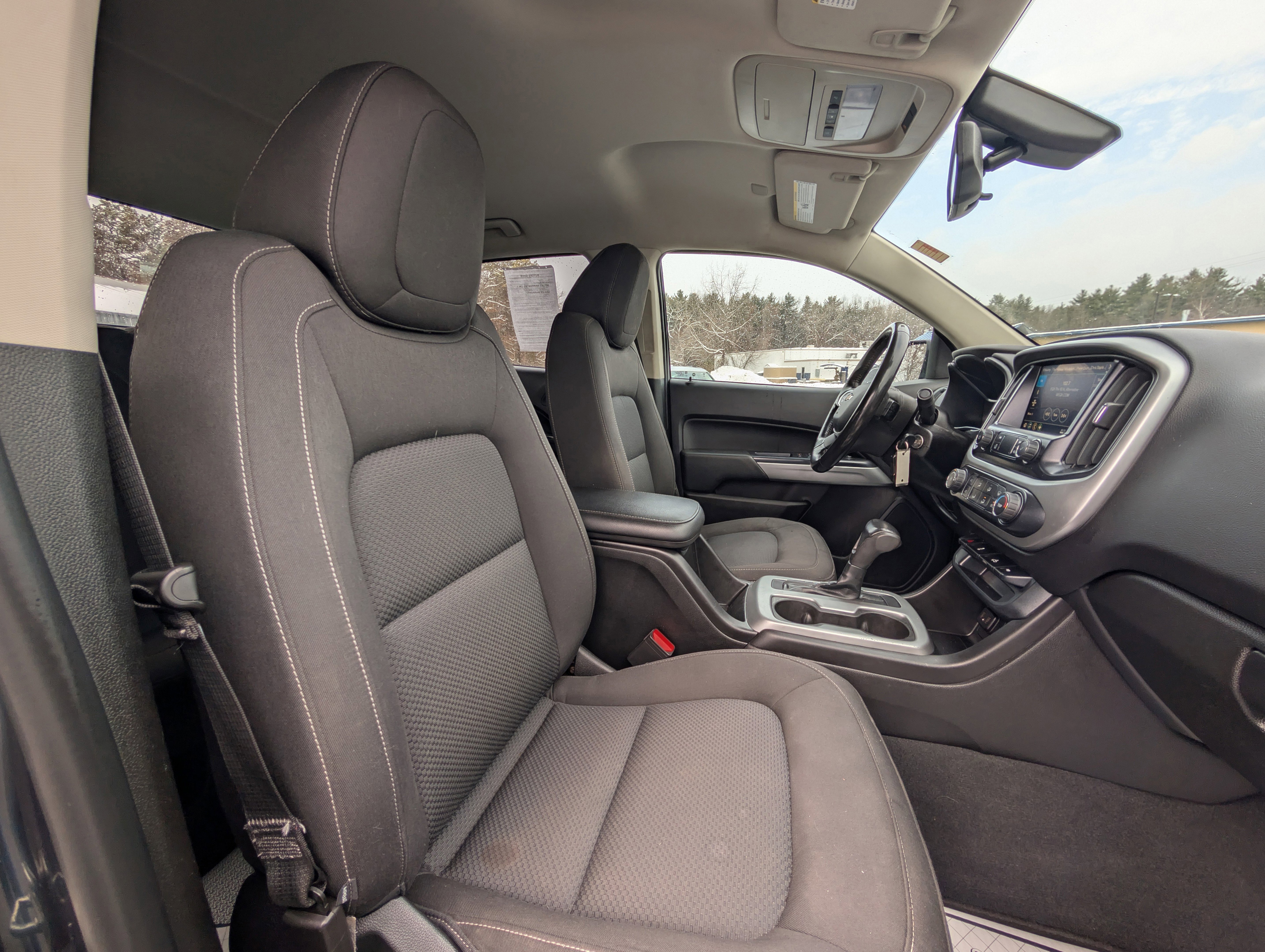 Used 2019 Chevrolet Colorado LT image 38