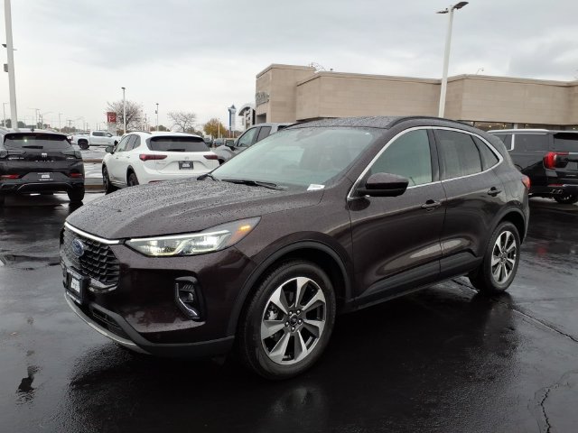 Used 2023 Ford Escape Platinum AWD/4WD image 11