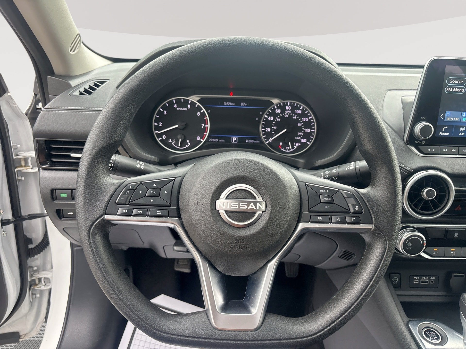 Used 2025 Nissan Sentra SV FWD image 11