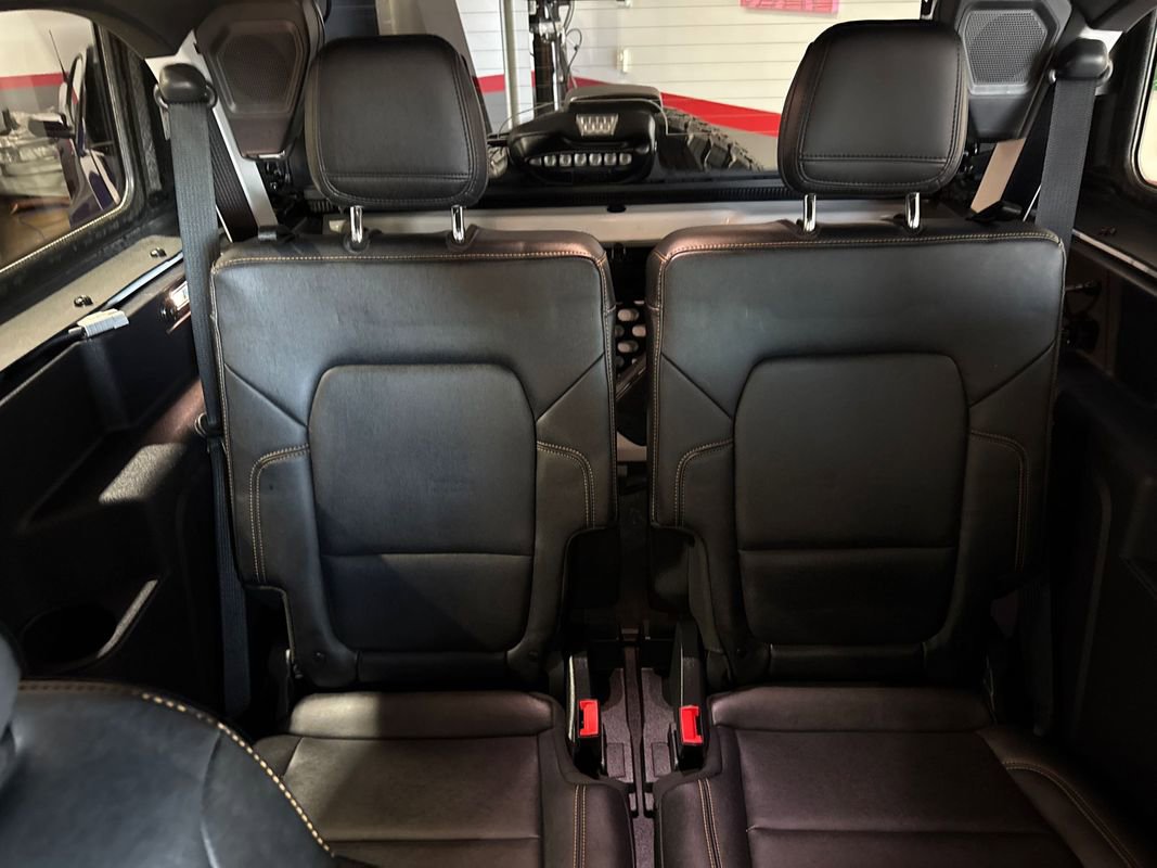 Used 2023 Ford Bronco Badlands image 96