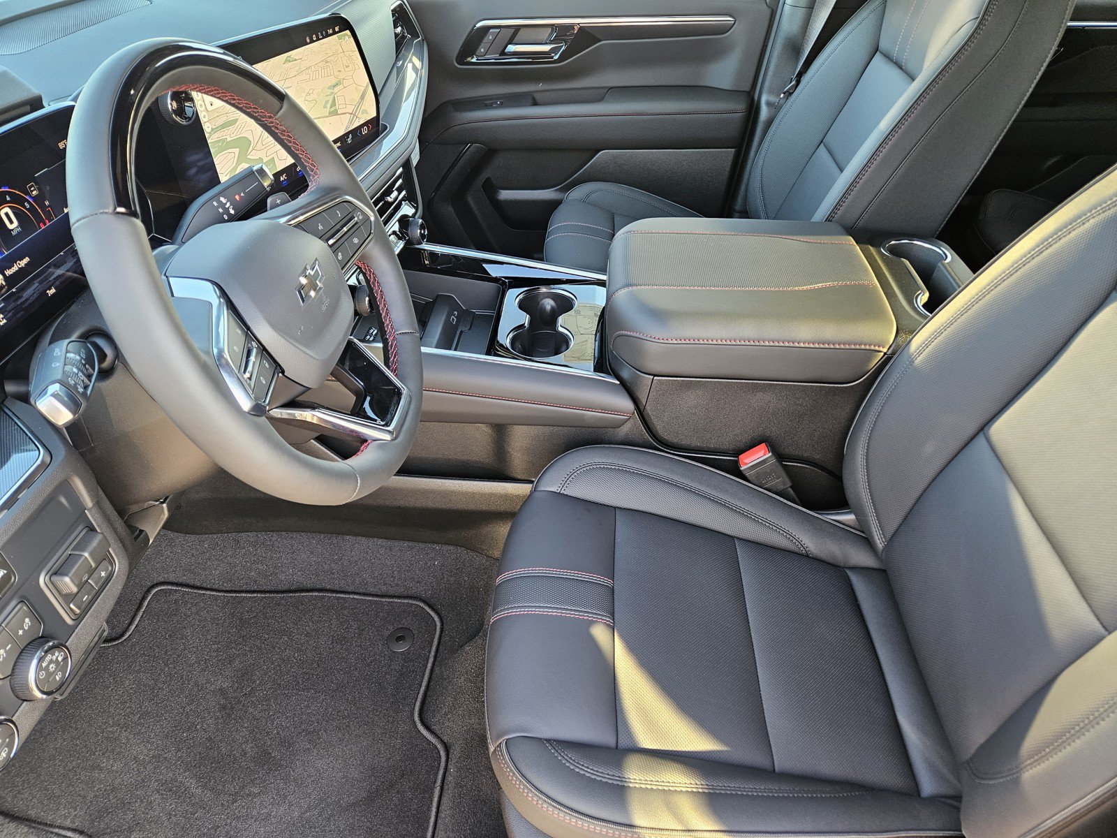 New 2026 Chevrolet Tahoe RST w/ Advanced Technology Package AWD/4WD image 8