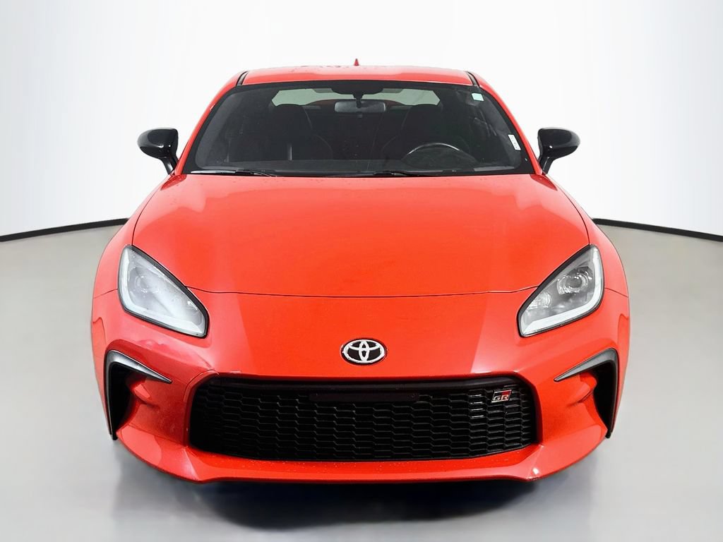 Used 2023 Toyota GR86 Premium w/ ALL Weather Mat Package (TMS) RWD image 2