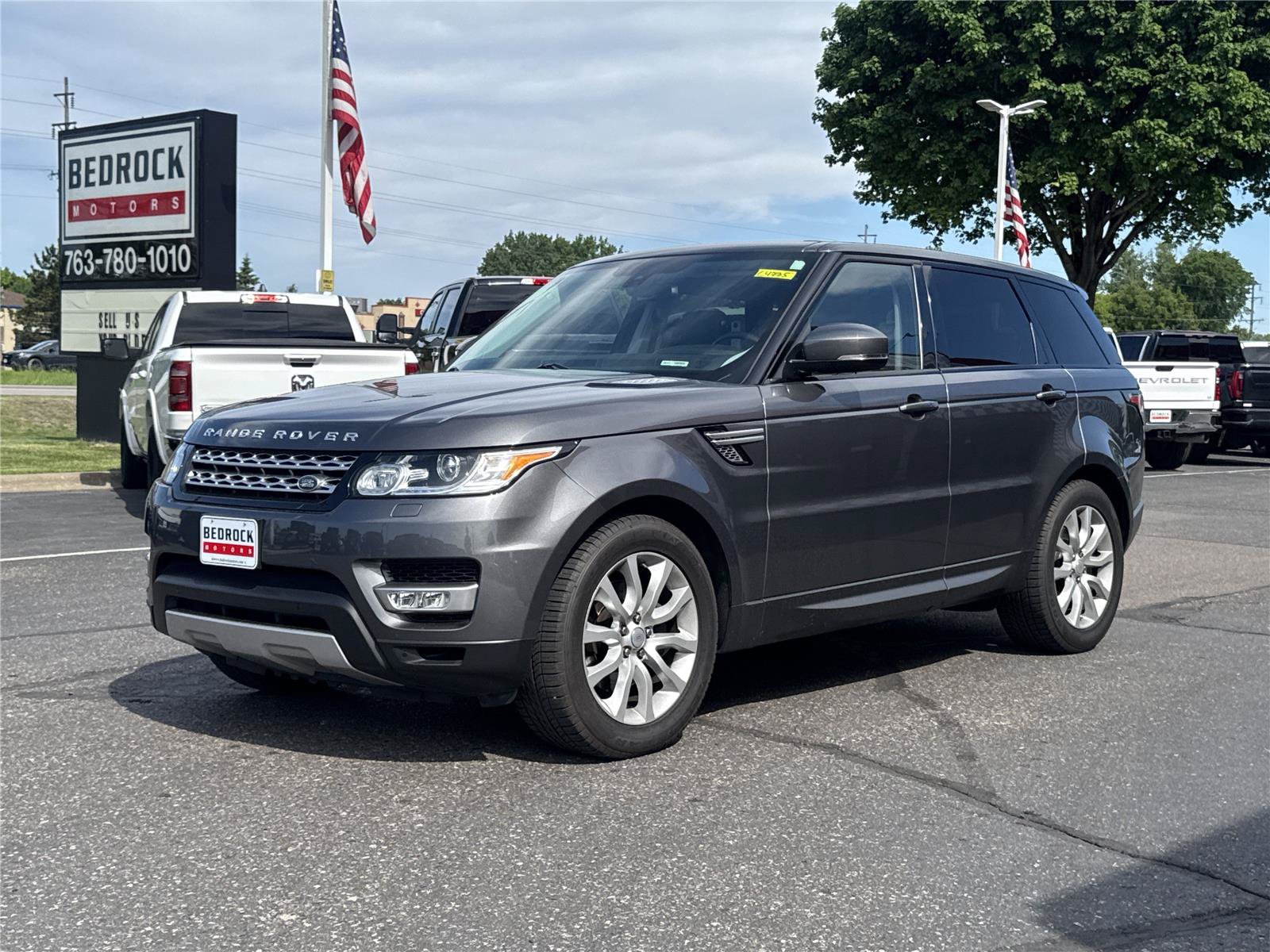 Used 2015 Land Rover Range Rover Sport HSE AWD/4WD image 3