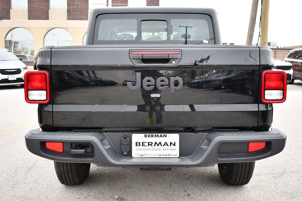New 2026 Jeep Gladiator Sport image 5