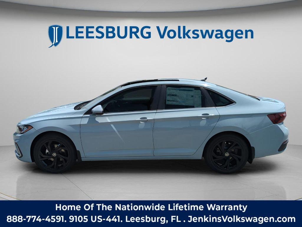 New 2026 Volkswagen Jetta SE FWD image 11