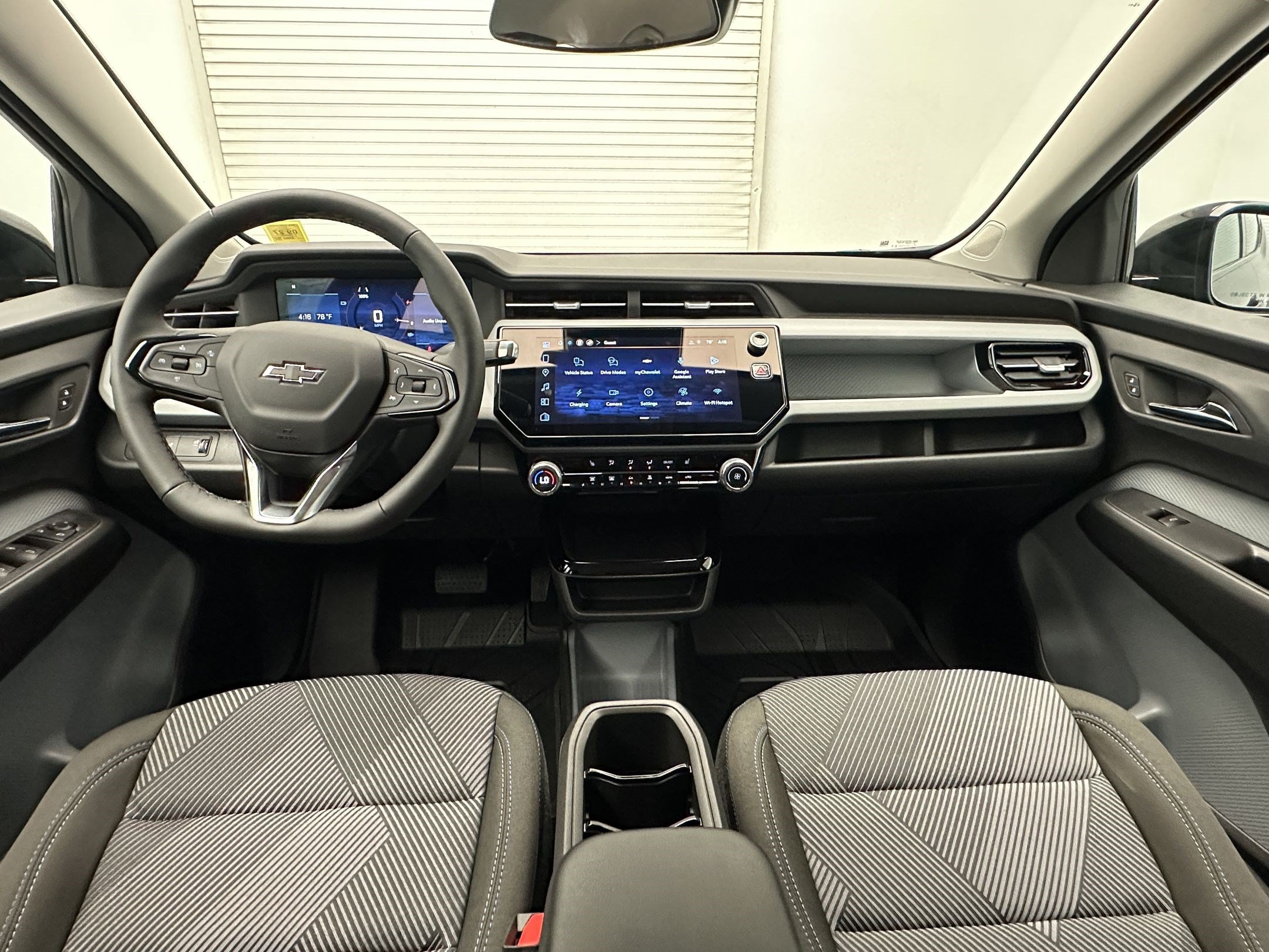 New 2027 Chevrolet Bolt LT w/ Comfort Package FWD image 16