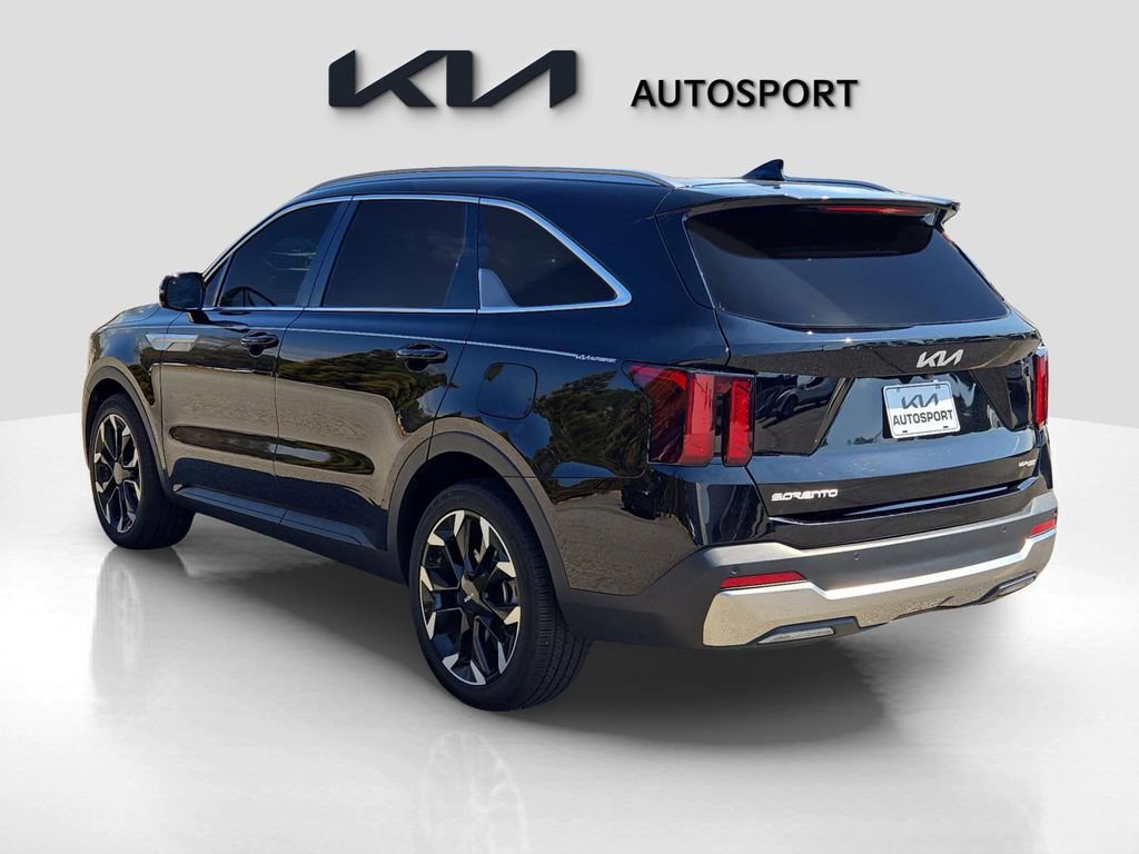 Certified 2024 Kia Sorento EX w/ Panoramic Sunroof Package image 10