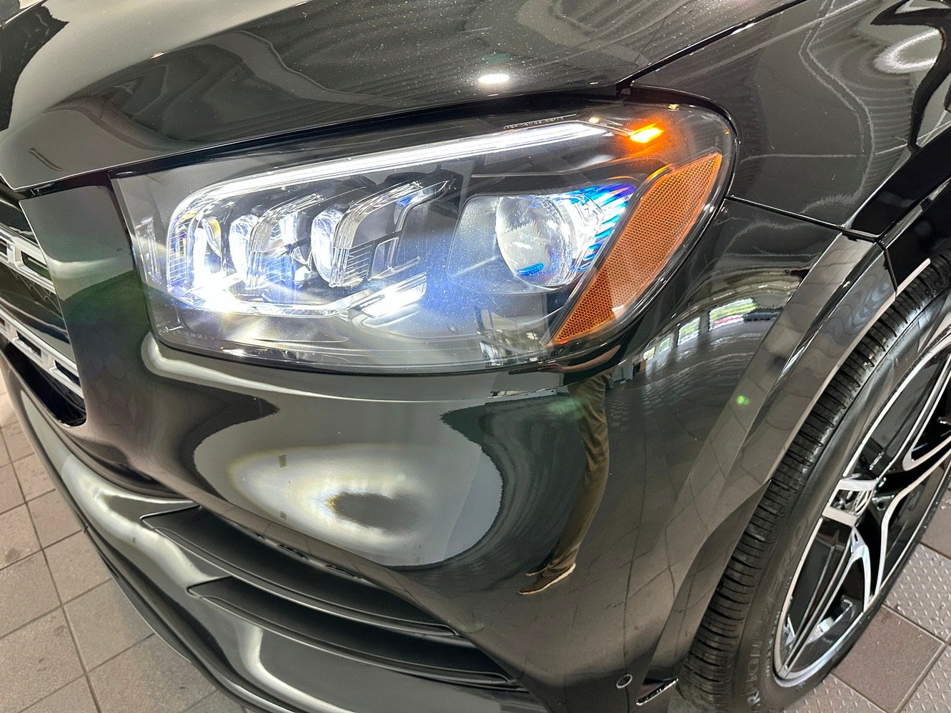 Certified 2023 Mercedes-Benz GLS 450 4MATIC image 45