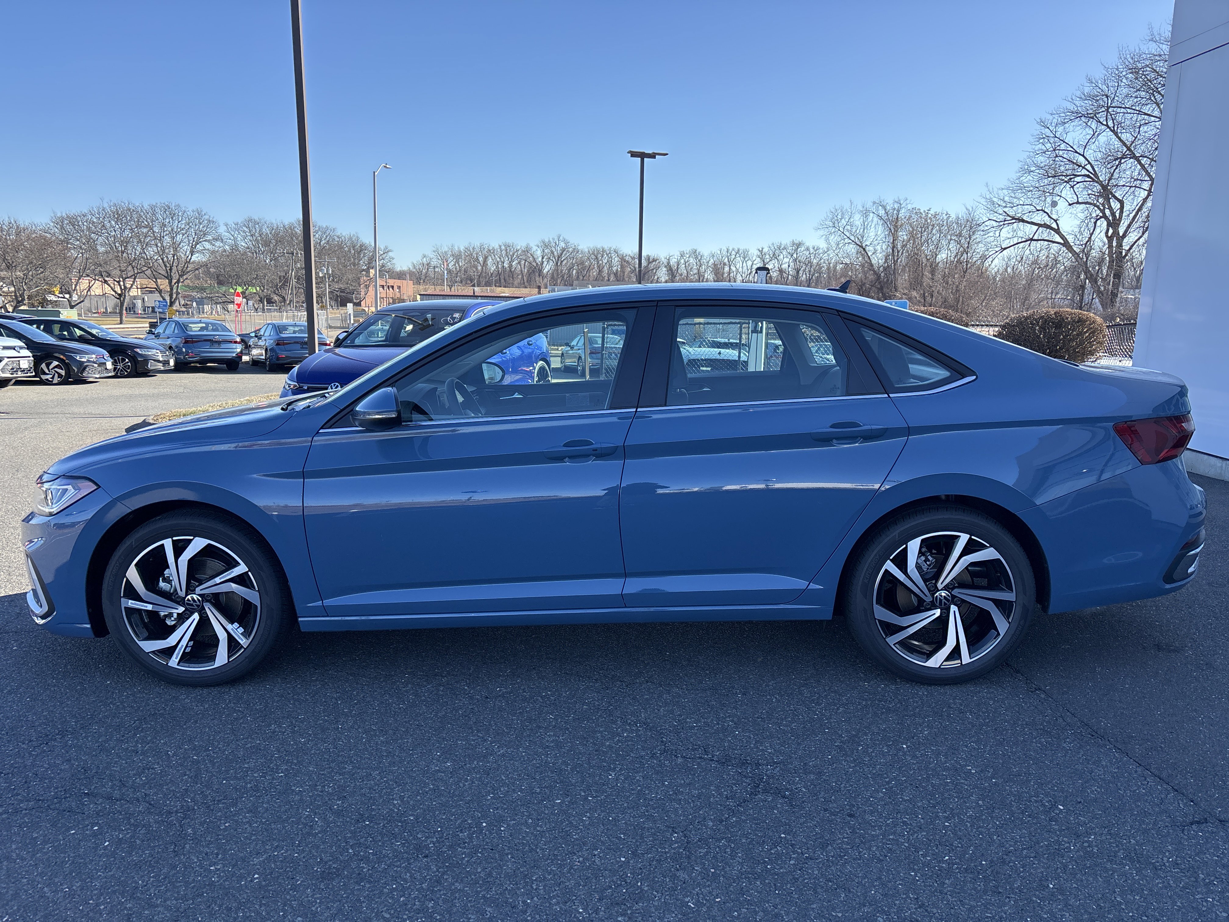New 2026 Volkswagen Jetta SEL image 3