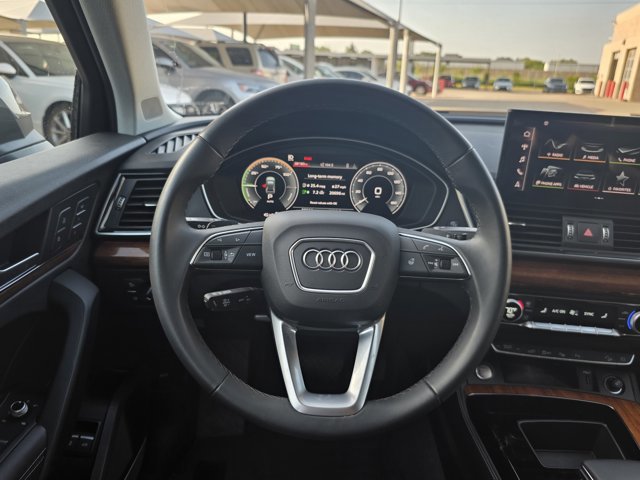 Used 2023 Audi Q5 e Prestige w/ Prestige Package image 19