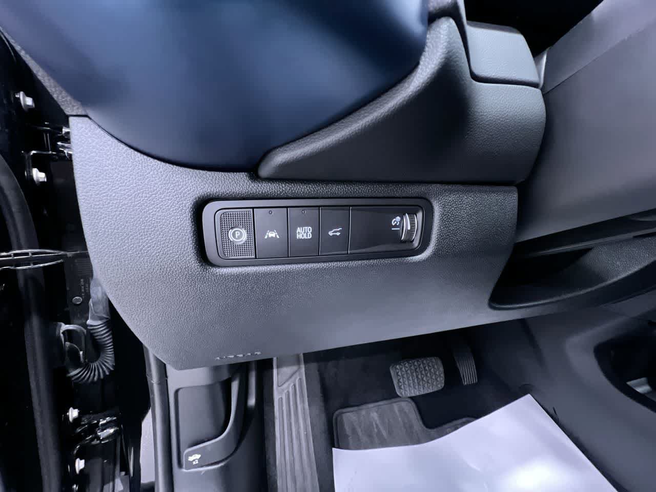 Used 2026 Chevrolet Equinox EV LT FWD image 16