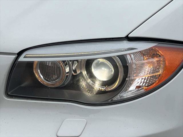 Used 2013 BMW 135i Convertible image 30