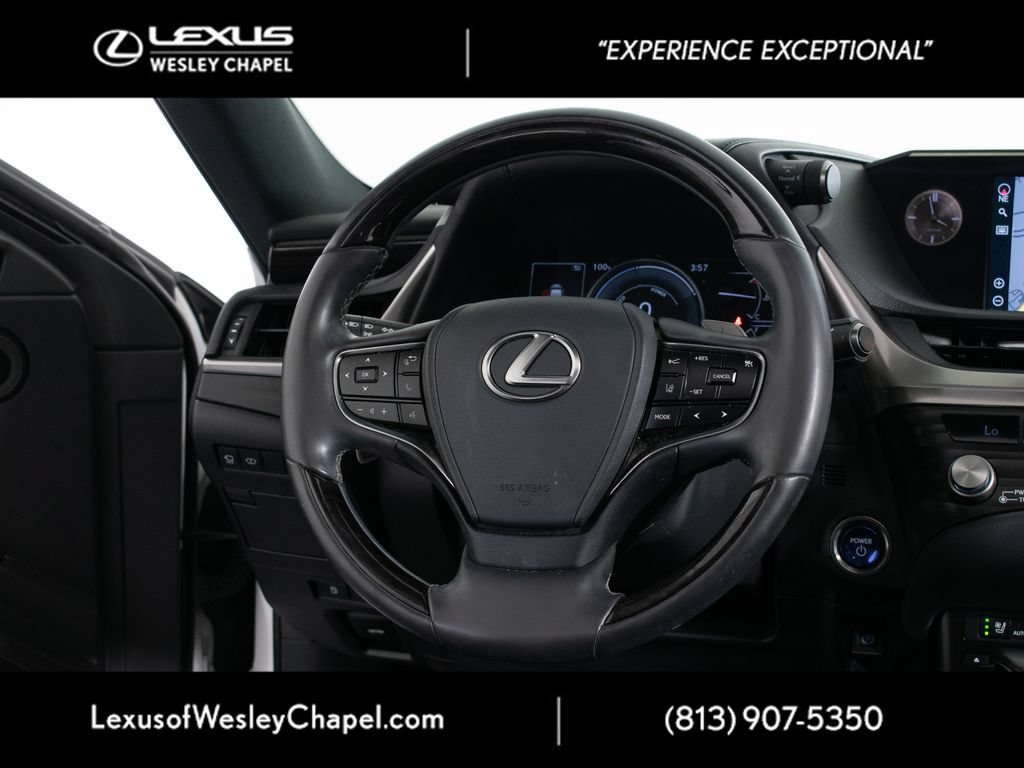 Used 2021 Lexus ES 300h Ultra Luxury w/ Accessory Package 2 FWD image 29