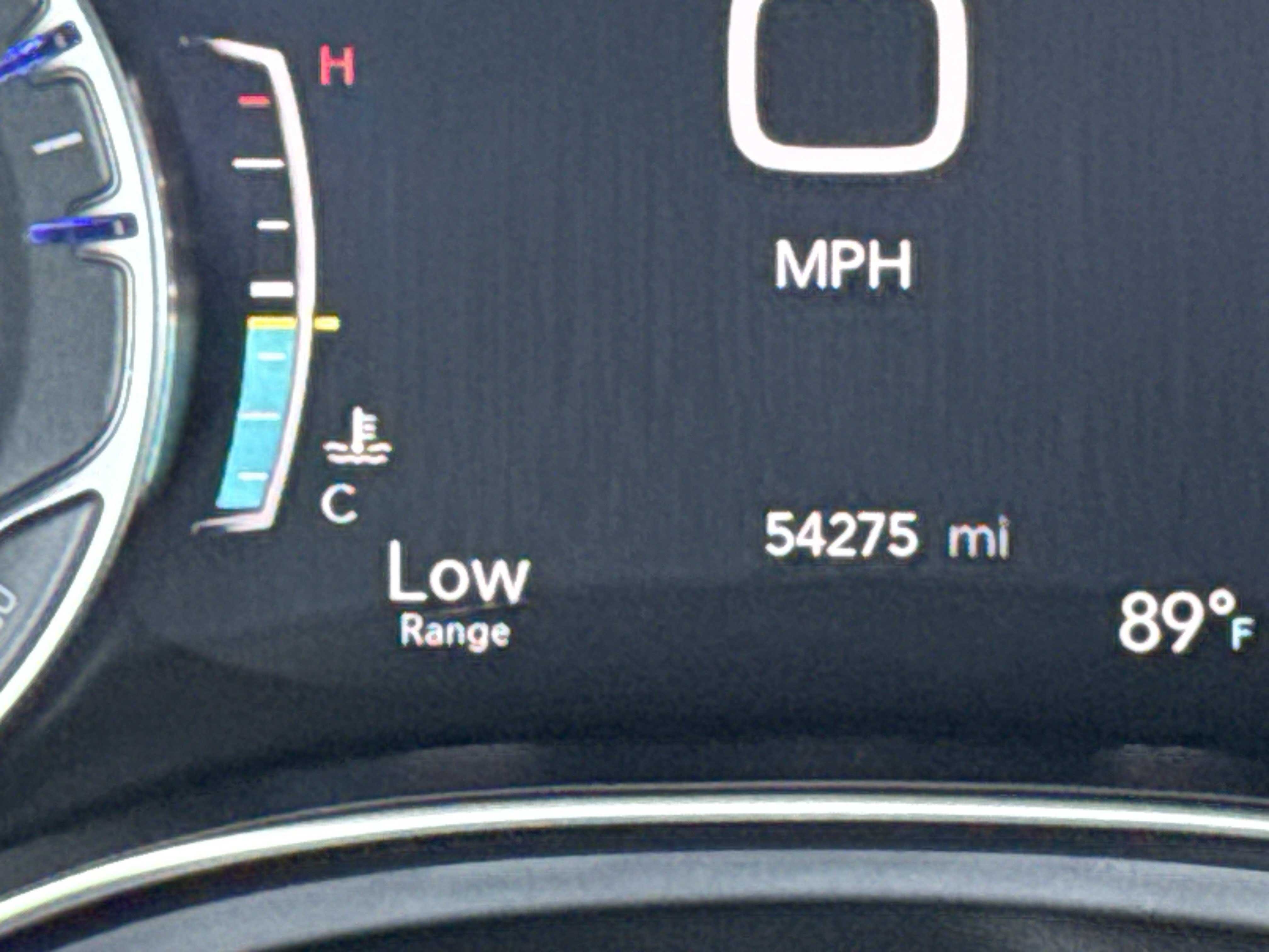 Used 2025 Chrysler Pacifica Limited FWD image 21