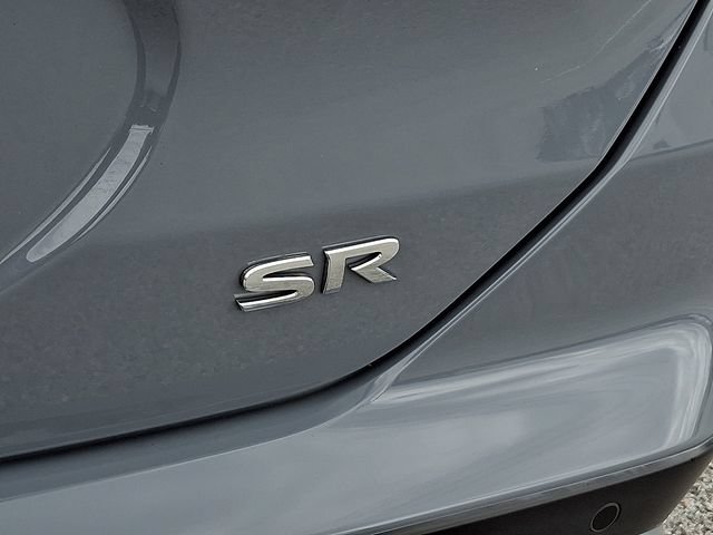 Used 2023 Nissan Kicks SR w/ SR Premium Package FWD image 30