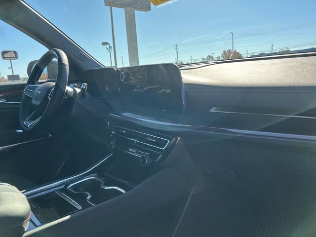 New 2026 Chevrolet Traverse Z71 w/ Enhanced Driving Package image 35