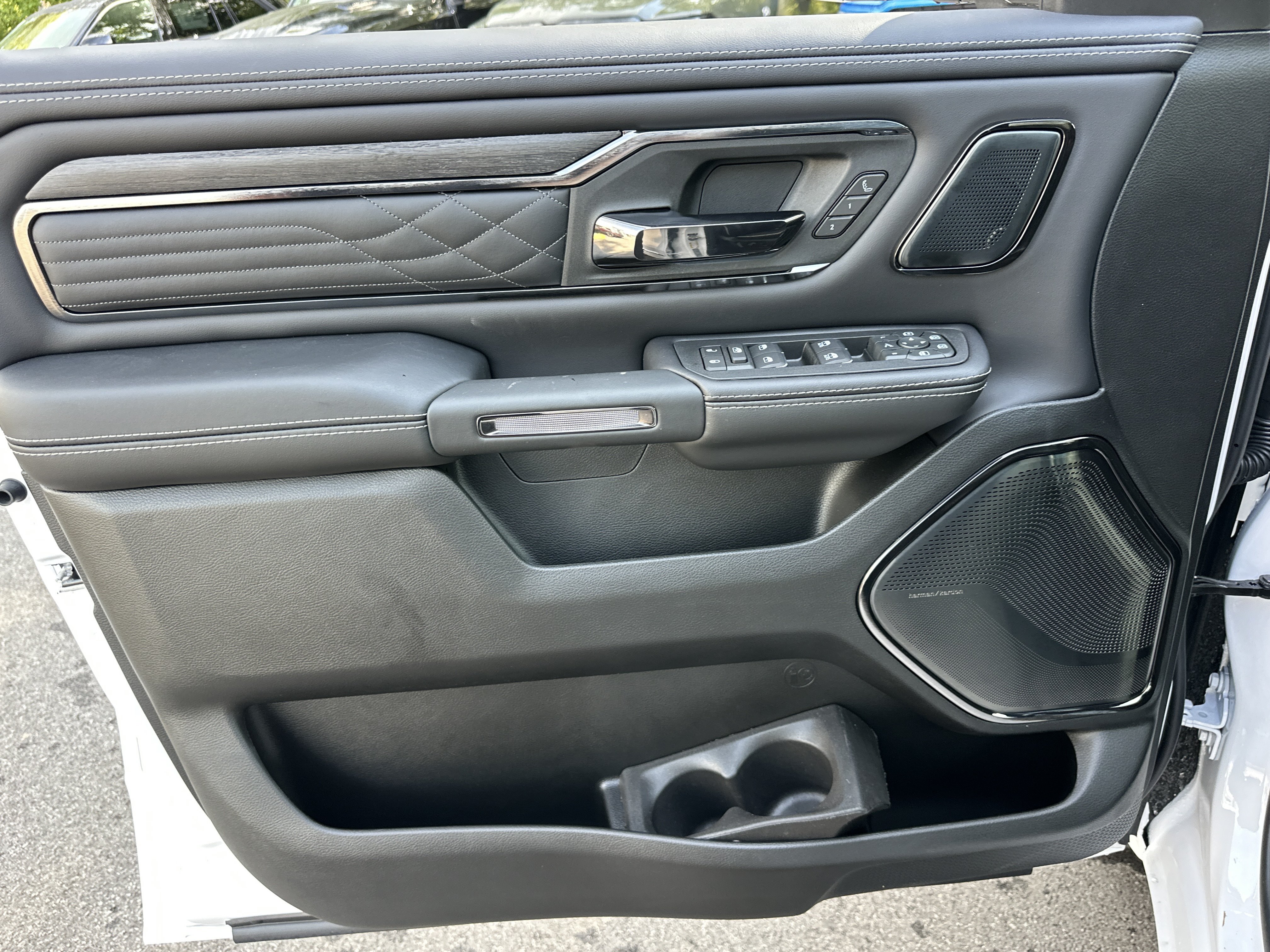 New 2027 RAM 1500 Limited AWD/4WD image 31