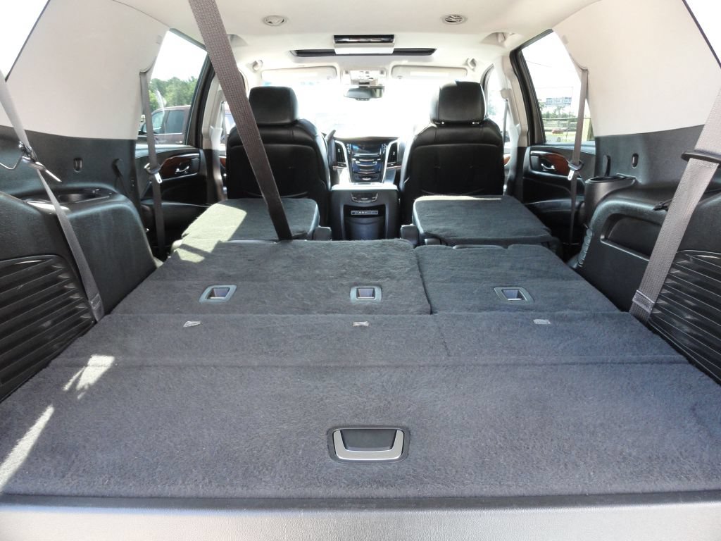 Used 2015 Cadillac Escalade Premium RWD image 17