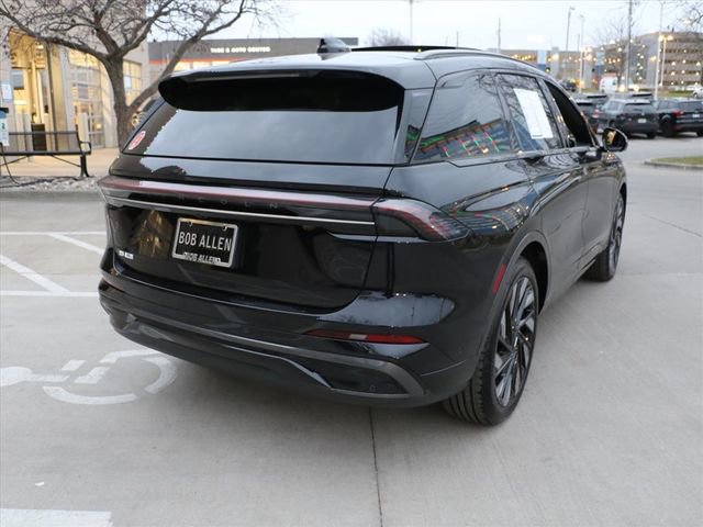 Used 2024 Lincoln Nautilus Reserve w/ Equipment Group 202A image 5