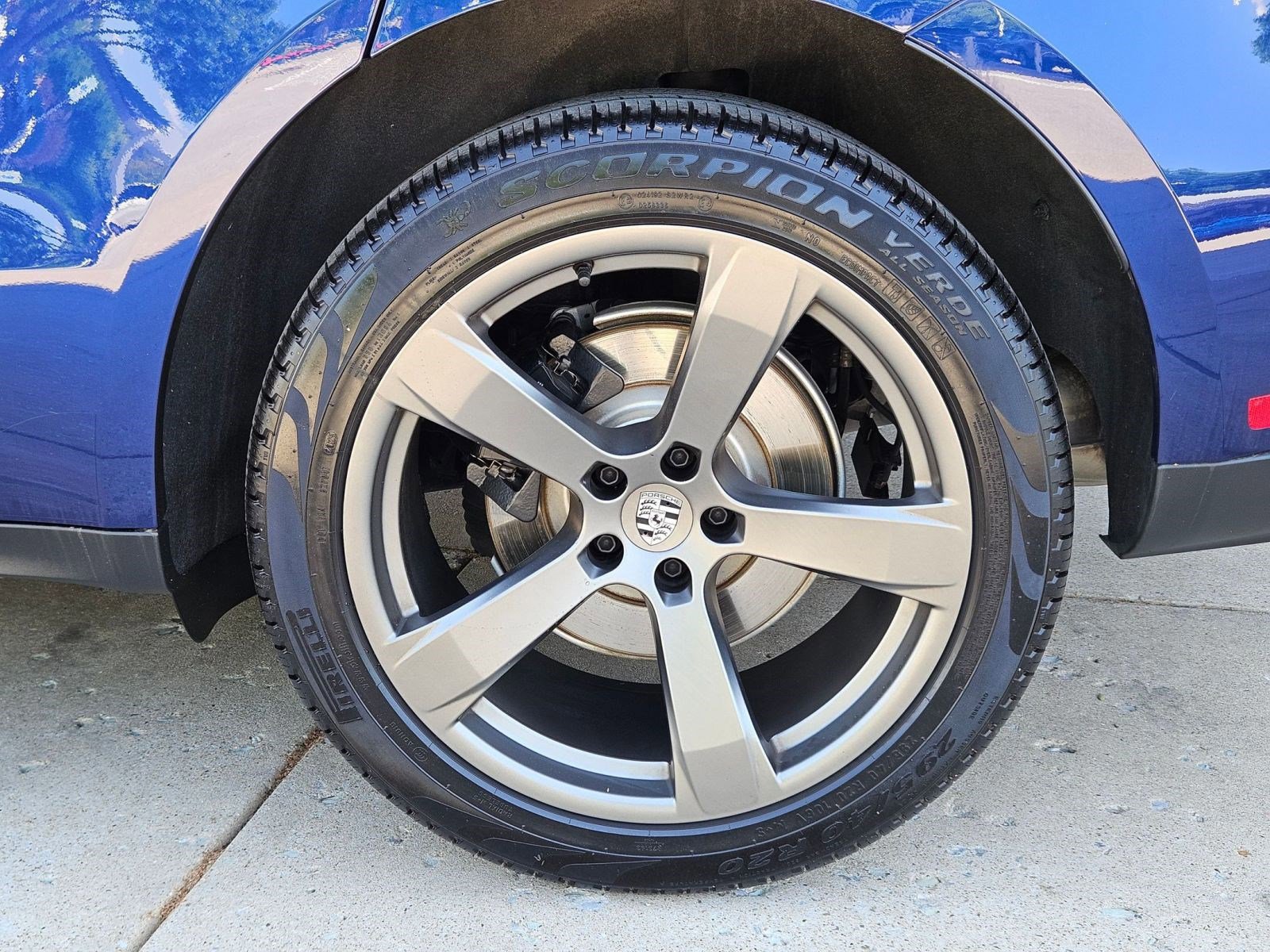 Certified 2026 Porsche Macan AWD/4WD image 29