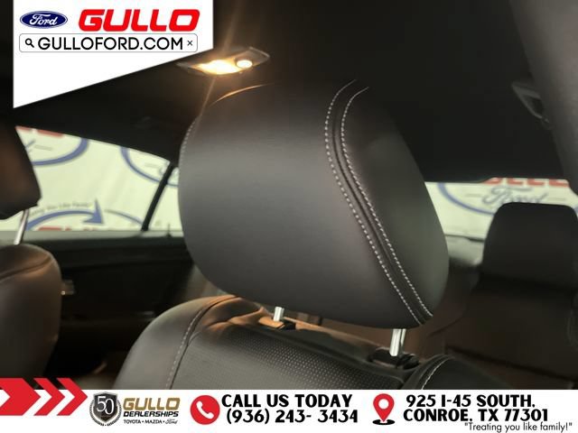 Certified 2017 Ford Taurus Limited FWD image 18
