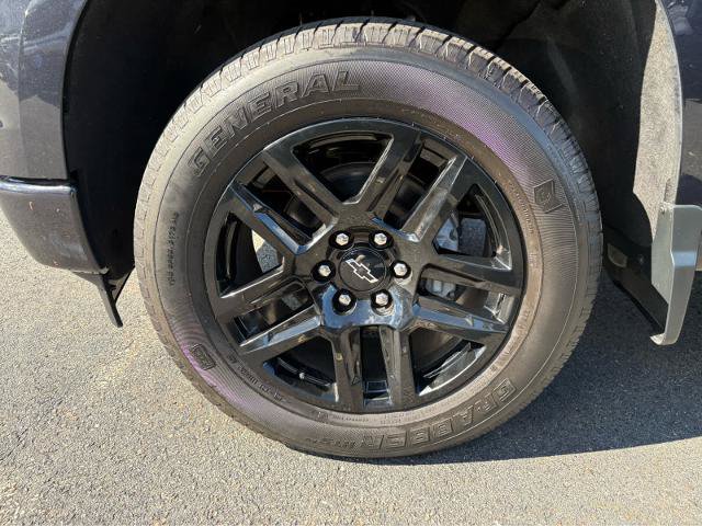 Used 2023 Chevrolet Silverado 1500 Custom AWD/4WD image 10