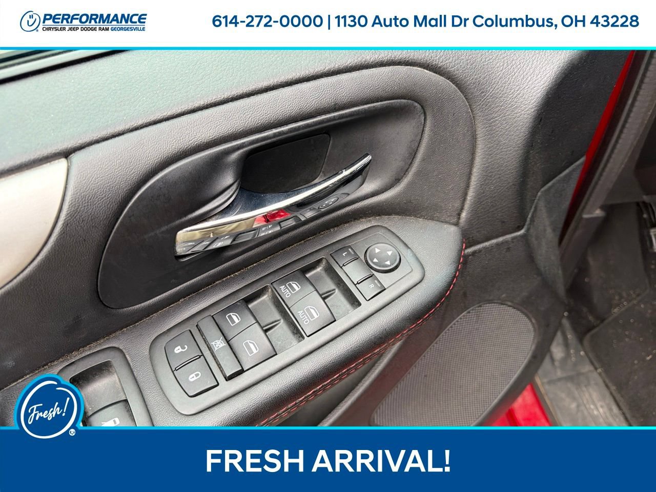 Used 2014 Dodge Grand Caravan R/T w/ Driver Convenience Group FWD image 17