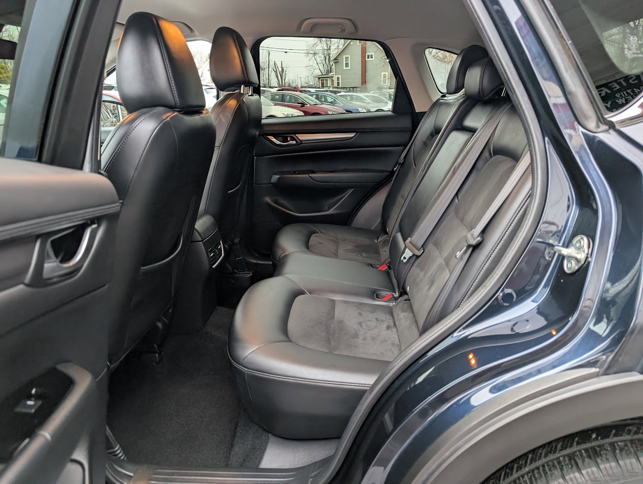 Used 2019 MAZDA CX-5 Touring image 10