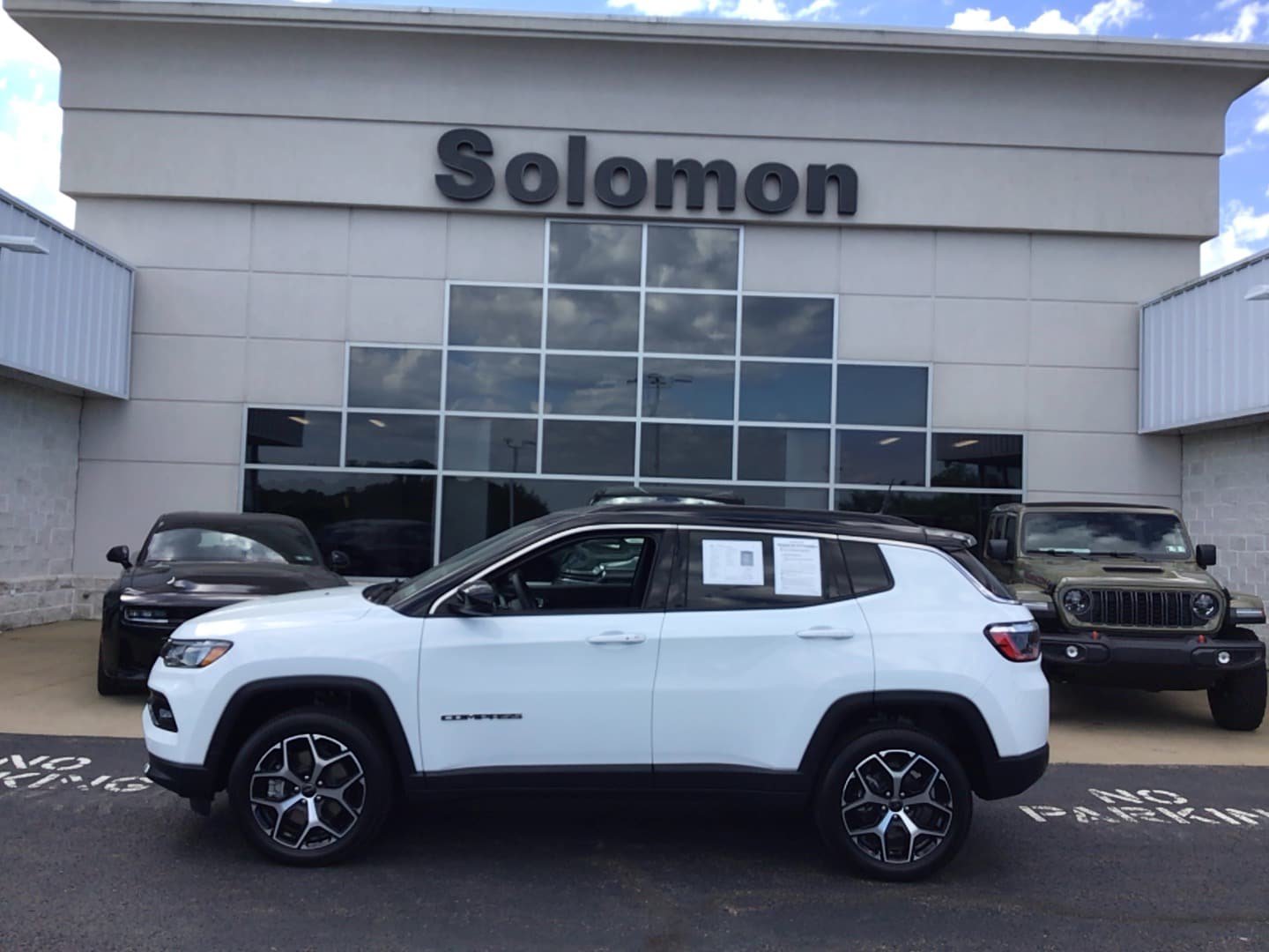 Certified 2026 Jeep Compass Limited AWD/4WD image 1