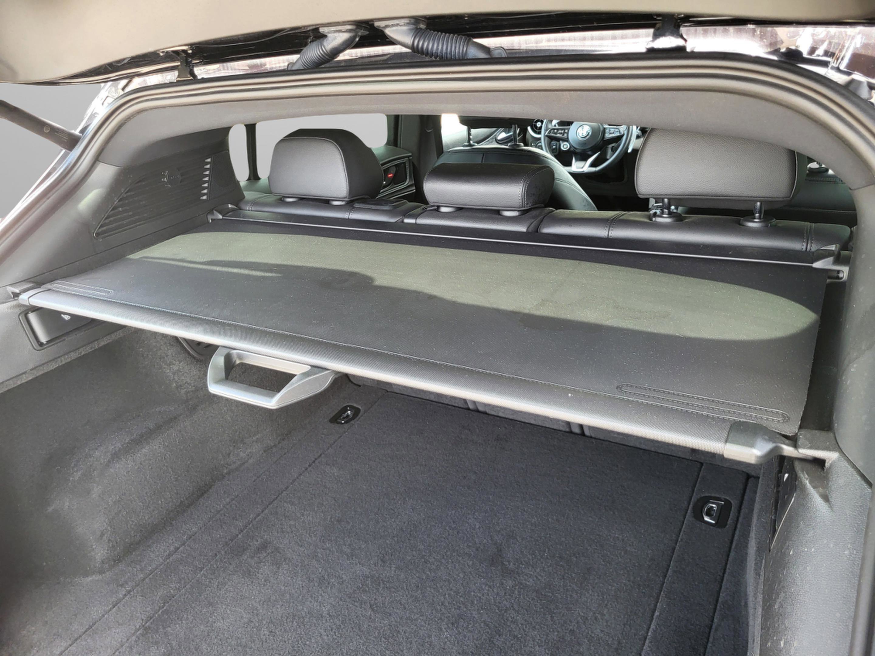 Used 2024 Alfa Romeo Stelvio Sprint image 24