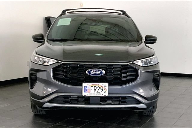 Used 2024 Ford Escape ST-Line w/ Tech Pack #1 FWD image 3