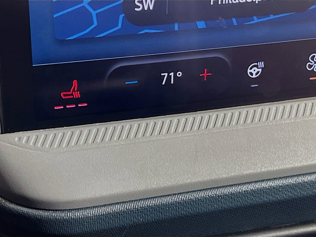 Used 2025 Ford Maverick Lariat w/ Black Appearance Package image 27