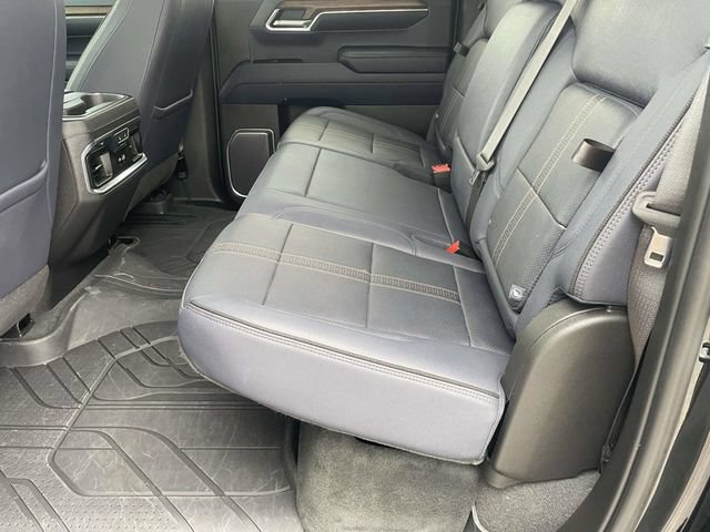 Used 2023 Chevrolet Silverado 1500 High Country AWD/4WD image 12