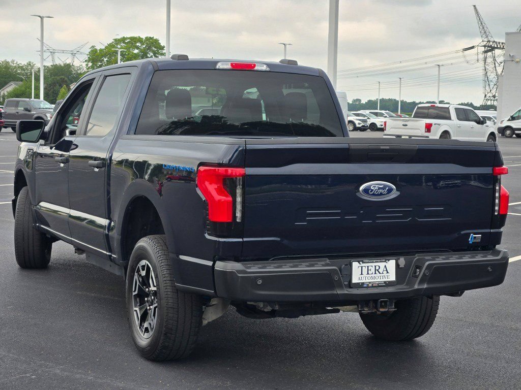 Used 2023 Ford F150 Lightning Pro AWD/4WD image 14