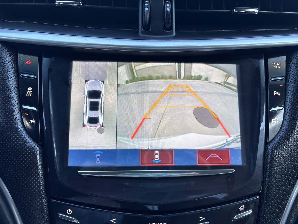 Used 2017 Cadillac XTS Premium Luxury image 33