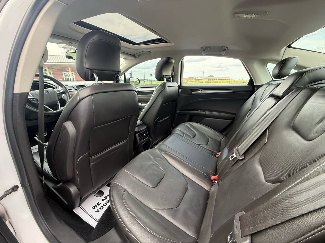 Used 2013 Ford Fusion Titanium FWD image 10