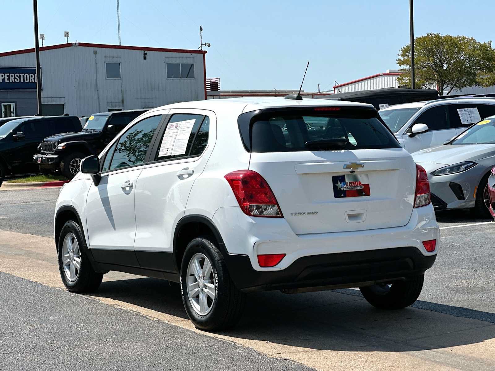 Used 2017 Chevrolet Trax LS AWD/4WD image 13