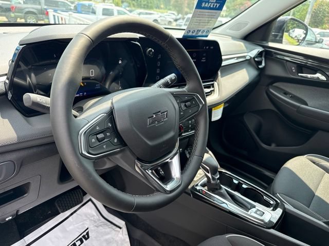 New 2026 Chevrolet TrailBlazer LT w/ Midnight Edition AWD/4WD image 19
