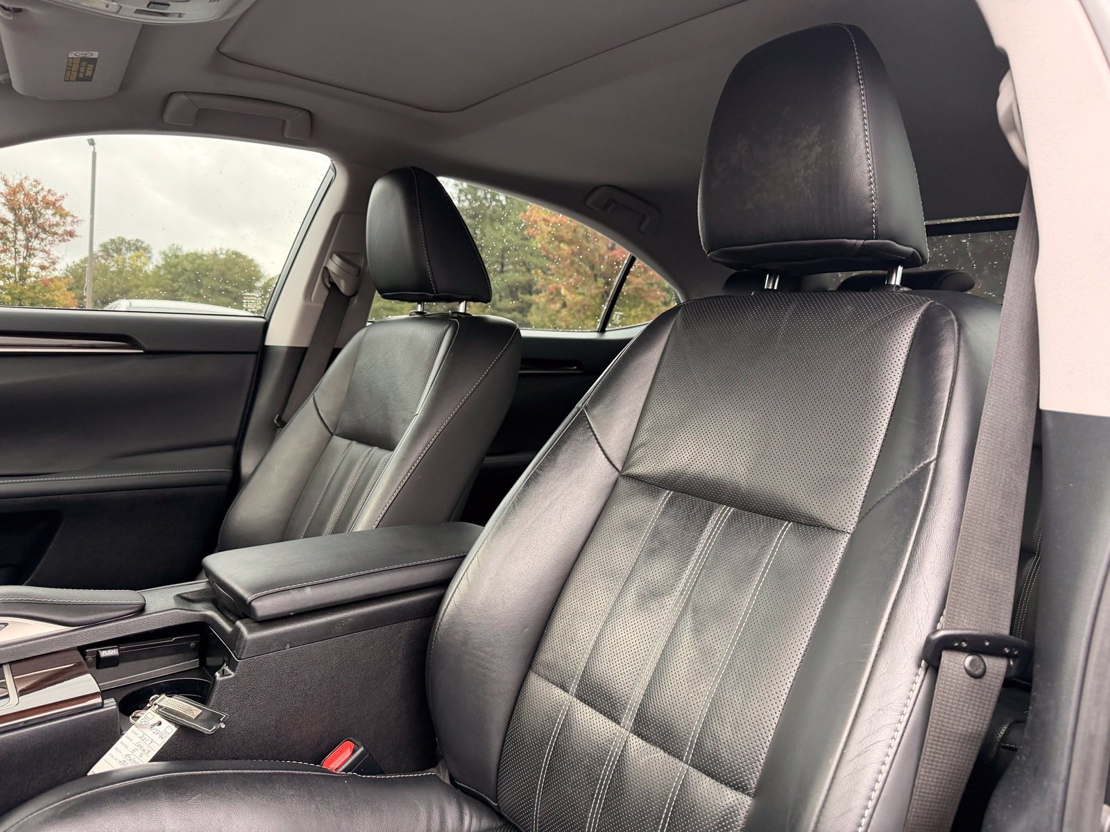 Used 2017 Lexus ES 350 w/ Luxury Package FWD image 16