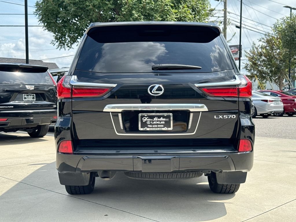 Used 2021 Lexus LX 570 4WD w/ Luxury Package image 7