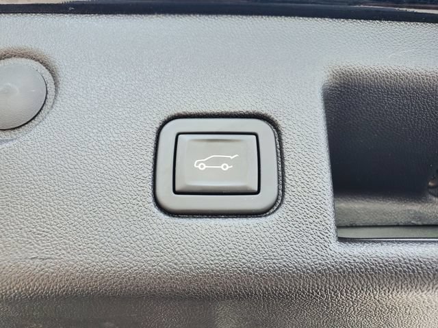 Certified 2024 Chevrolet Equinox Premier AWD/4WD image 13