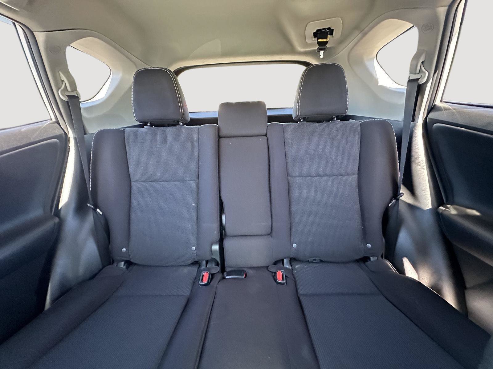 Used 2016 Toyota RAV4 XLE FWD image 12