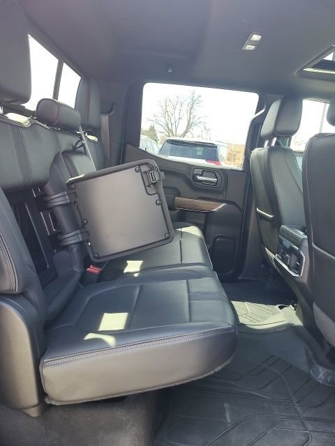 Used 2022 Chevrolet Silverado 1500 High Country w/ Technology Package AWD/4WD image 24