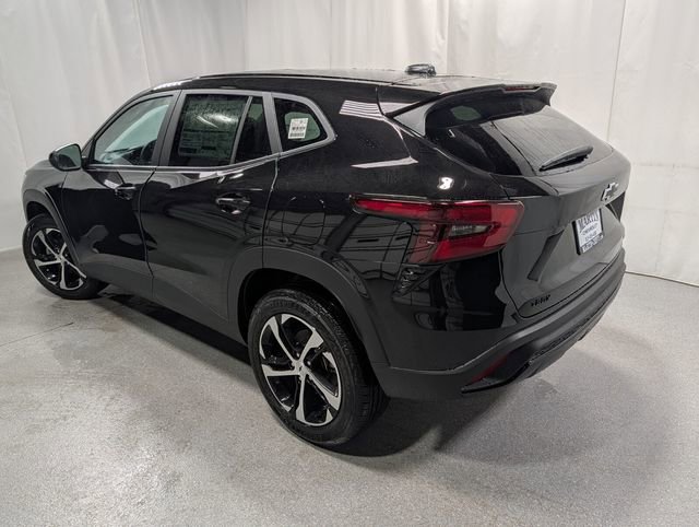 New 2026 Chevrolet Trax RS w/ Driver Confidence Package image 6