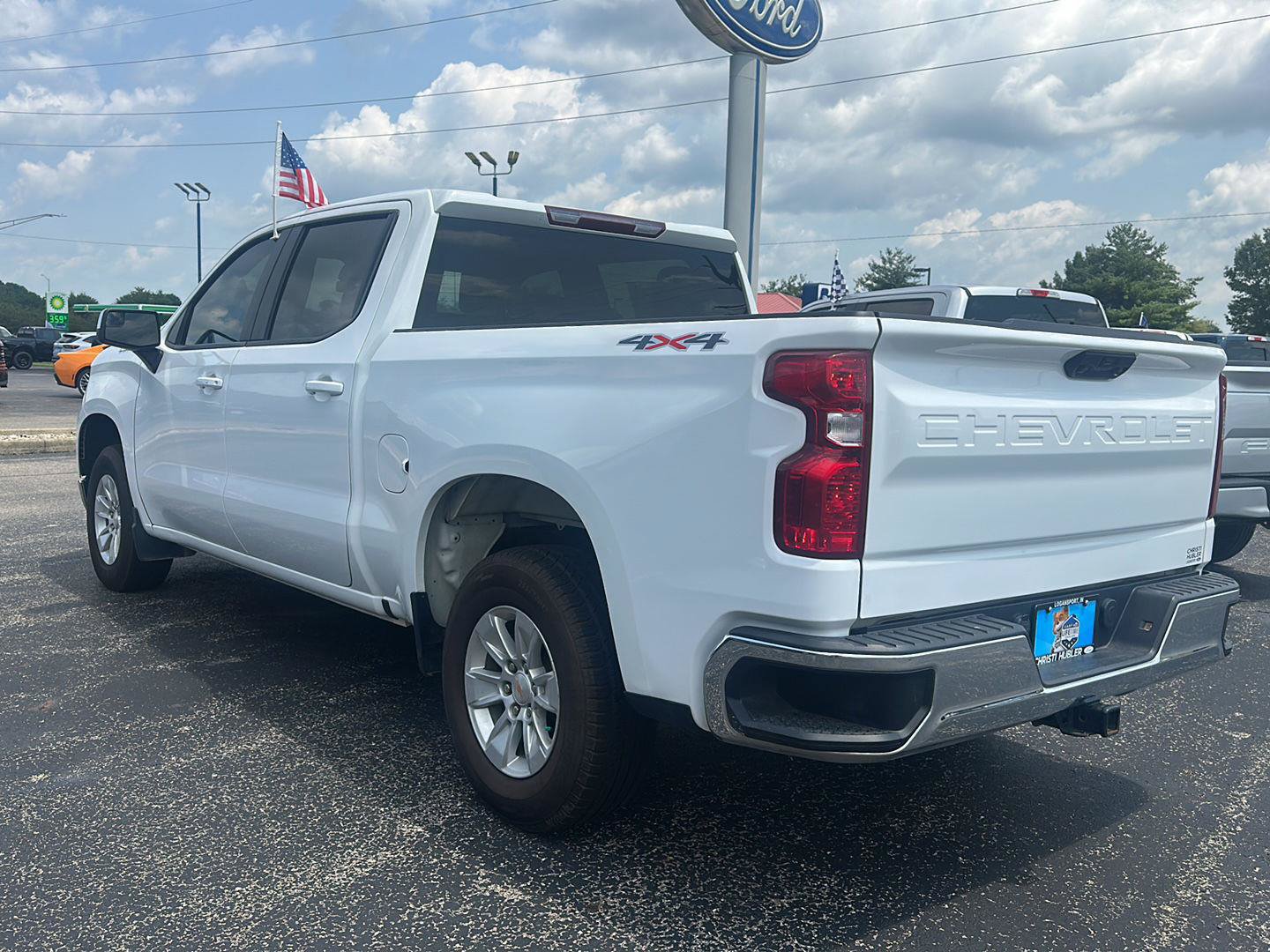 Used 2025 Chevrolet Silverado 1500 LT AWD/4WD image 7
